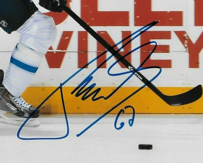 Signed Michael Frolik Winnipeg Jets Autographed 8x10 Photo #2 Original