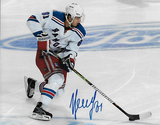 Photo originale signée Enver Lisin des Rangers de New York 8x10 #3 PETITE TACHE