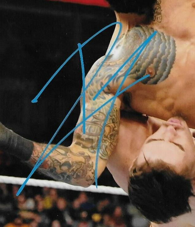 Photo autographiée de Ricochet Wrestling WWE NXT 8x10 #2 Original