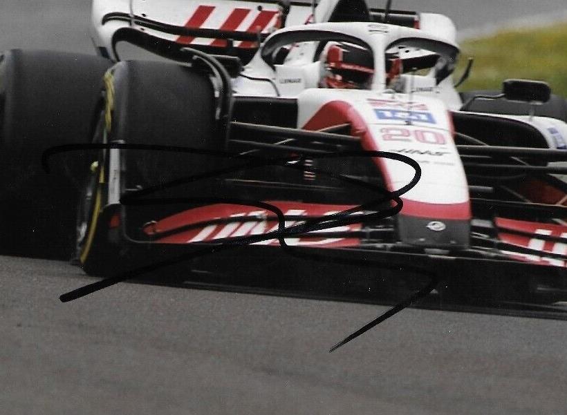 Photo 8x10 signée Kevin Magnussen Formule 1 Haas Racing #2 2022 Original