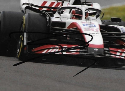 Photo 8x10 signée Kevin Magnussen Formule 1 Haas Racing #2 2022 Original