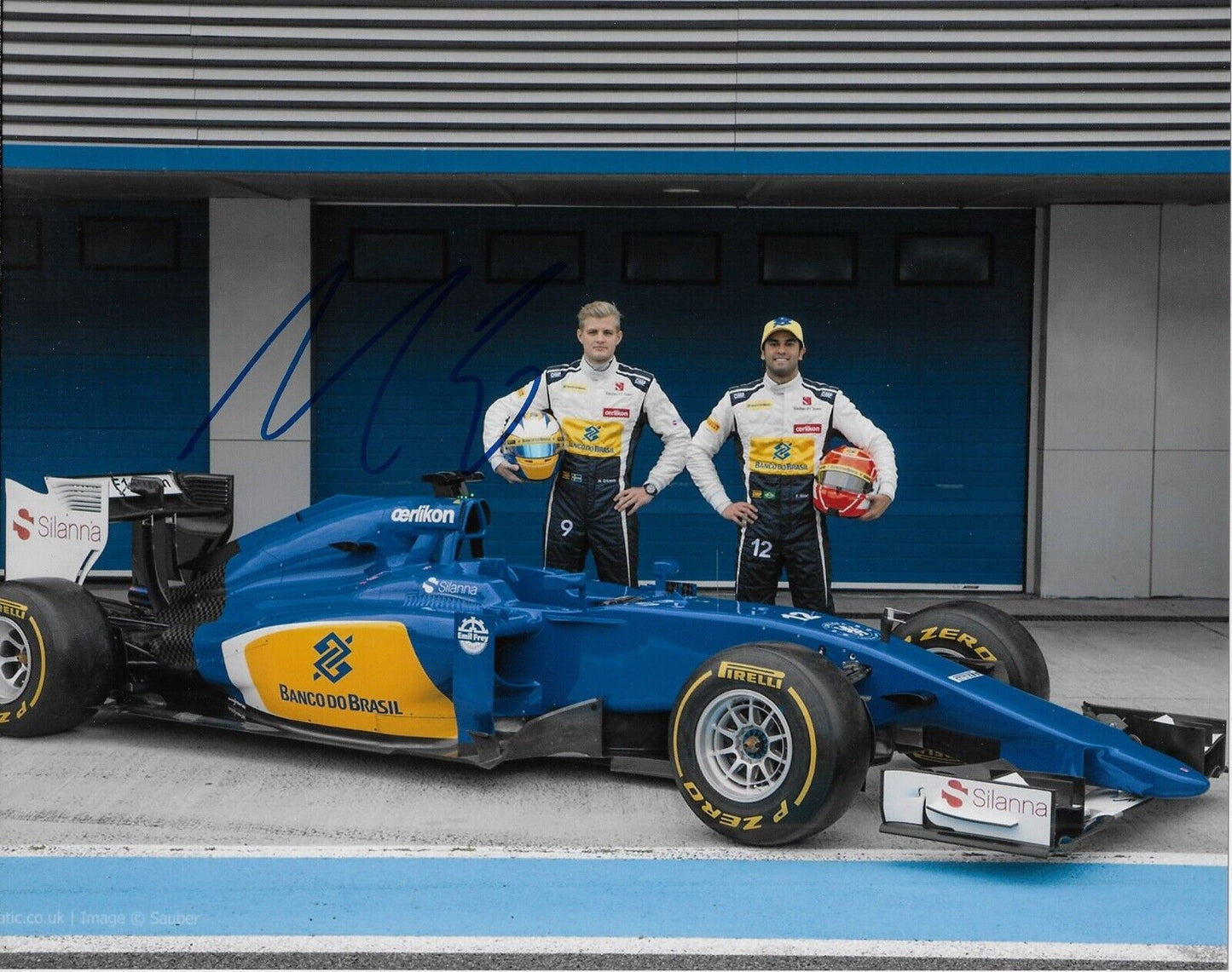 Photo 8x10 signée Marcus Ericsson, pilote de Formule 1 Sauber Racing #8 Original