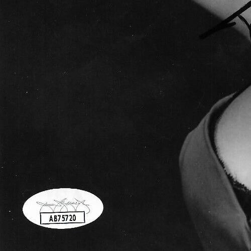 Photo originale autographiée 8x10 signée Brigitte Bardot n°2 avec authentification JSA