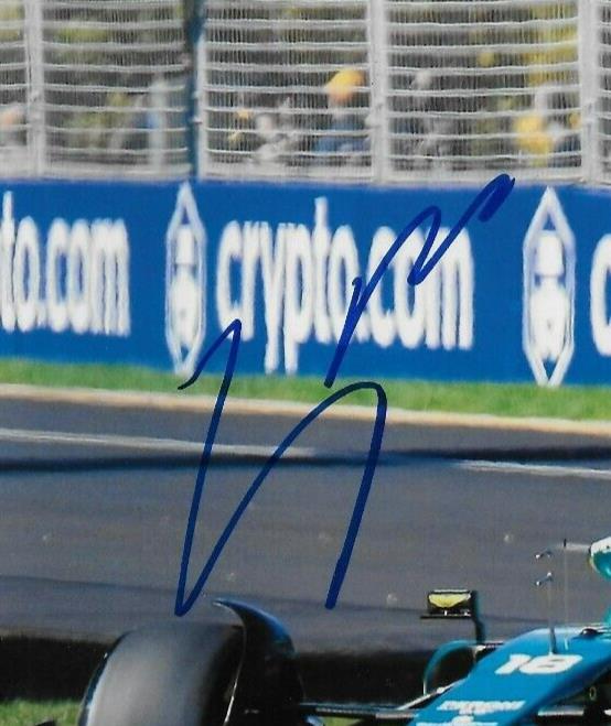 Photo originale signée Lance Stroll Aston Martin Cognizant Formula 1 8x10 #5
