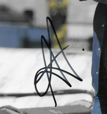 Photo 8x10 autographiée par Anabelle Acosta des Quantico Ballers #2 originale