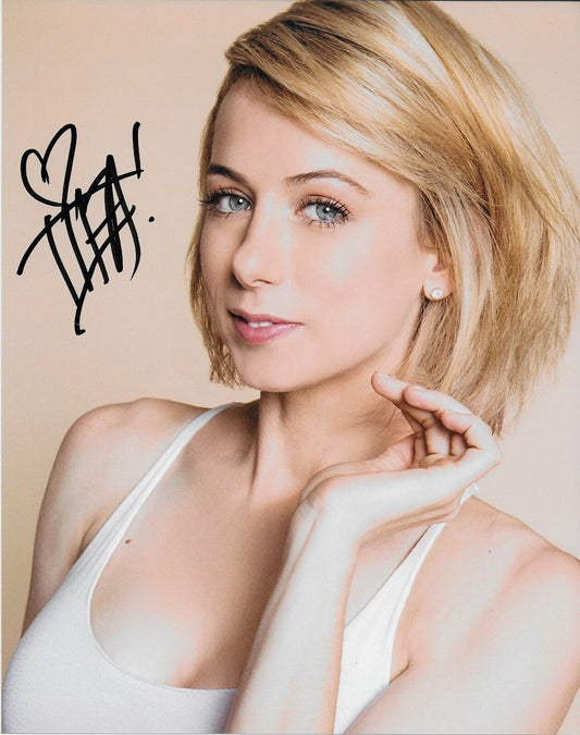 Photo autographiée 8x10 de Last Comic Standing signée par Iliza Shlesinger #4