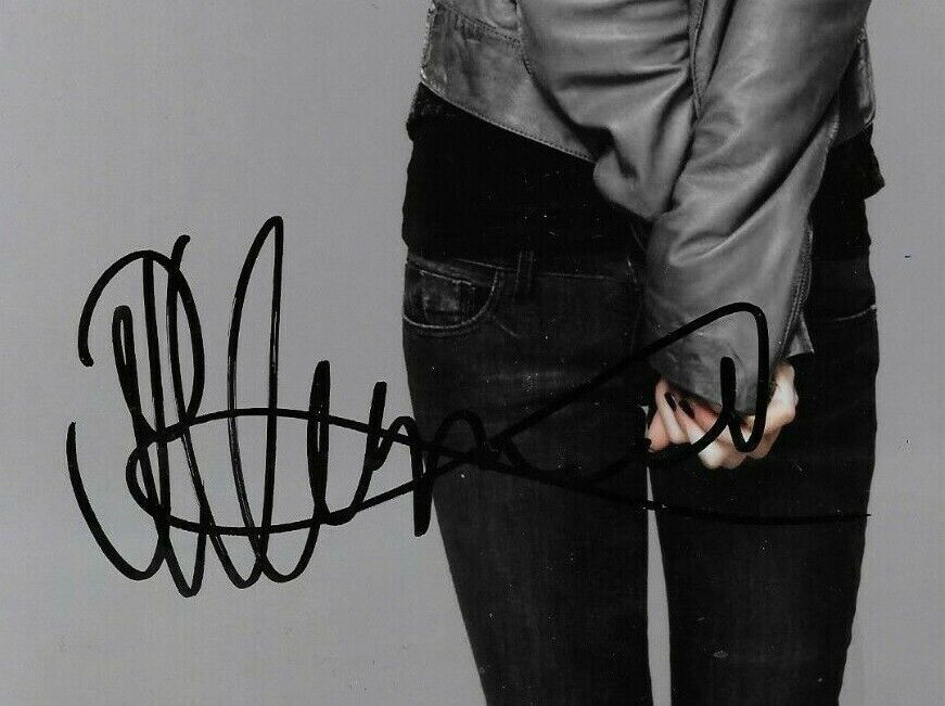 Photo autographiée 8x10 de Janet Montgomery Entourage Made in Jersey #1