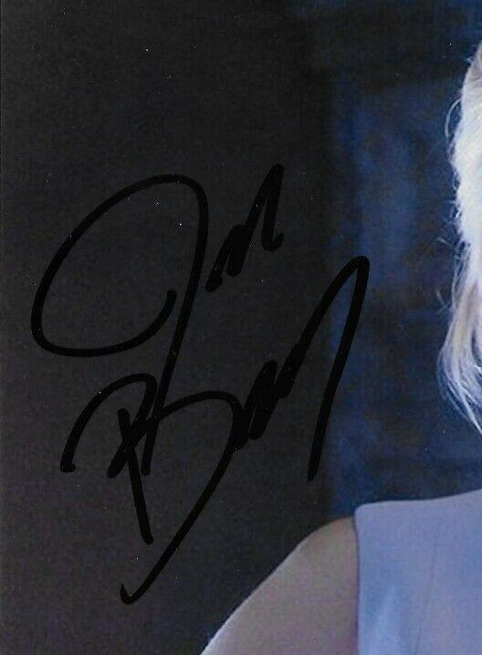 Photo 8x10 autographiée signée Johanna Braddy Quantico Unreal #1 Original