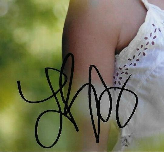 Signed Laura Bell Bundy Actress Singer Autographed 8x10 Photo #1 Original