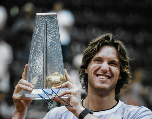 Photo dédicacée 8x10 de Nicolas Jarry ATP Tennis #1 Original