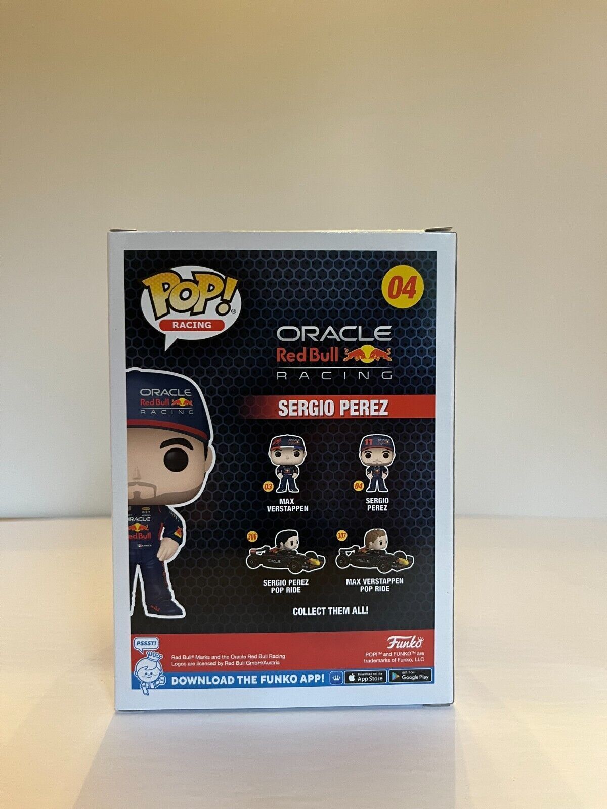 Funko Pop JSA Cert de Formule 1 Red Bull autographié par Sergio Perez