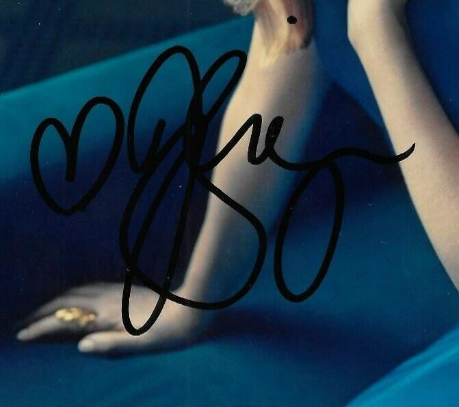 Photo 8x10 signée par l'actrice Jennifer Finnigan #4 Original