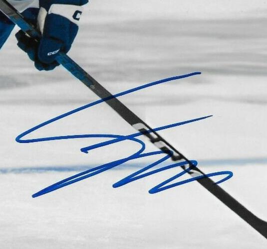 Signed Fraser Minten  Toronto Maple Leafs Autographed  8x10 Photo #3 Original