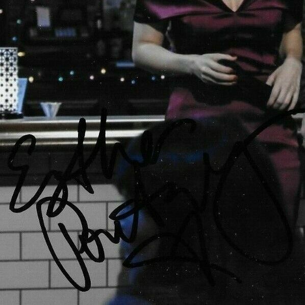 Photo 8x10 signée Esther Povitsky Crazy Ex-Girlfriend #5 Original