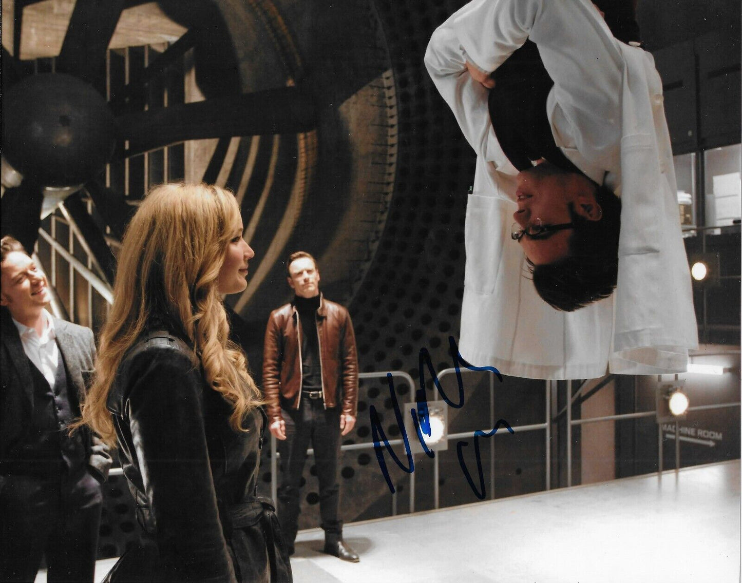 Photo dédicacée 8x10 de l'acteur X-Men First Class signée Nicholas Hoult #1