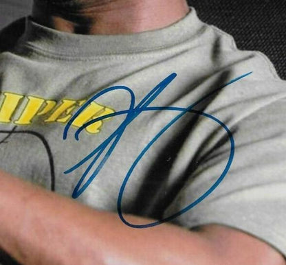 Photo 8x10 signée par l'acteur Kevin Hart #3 Original
