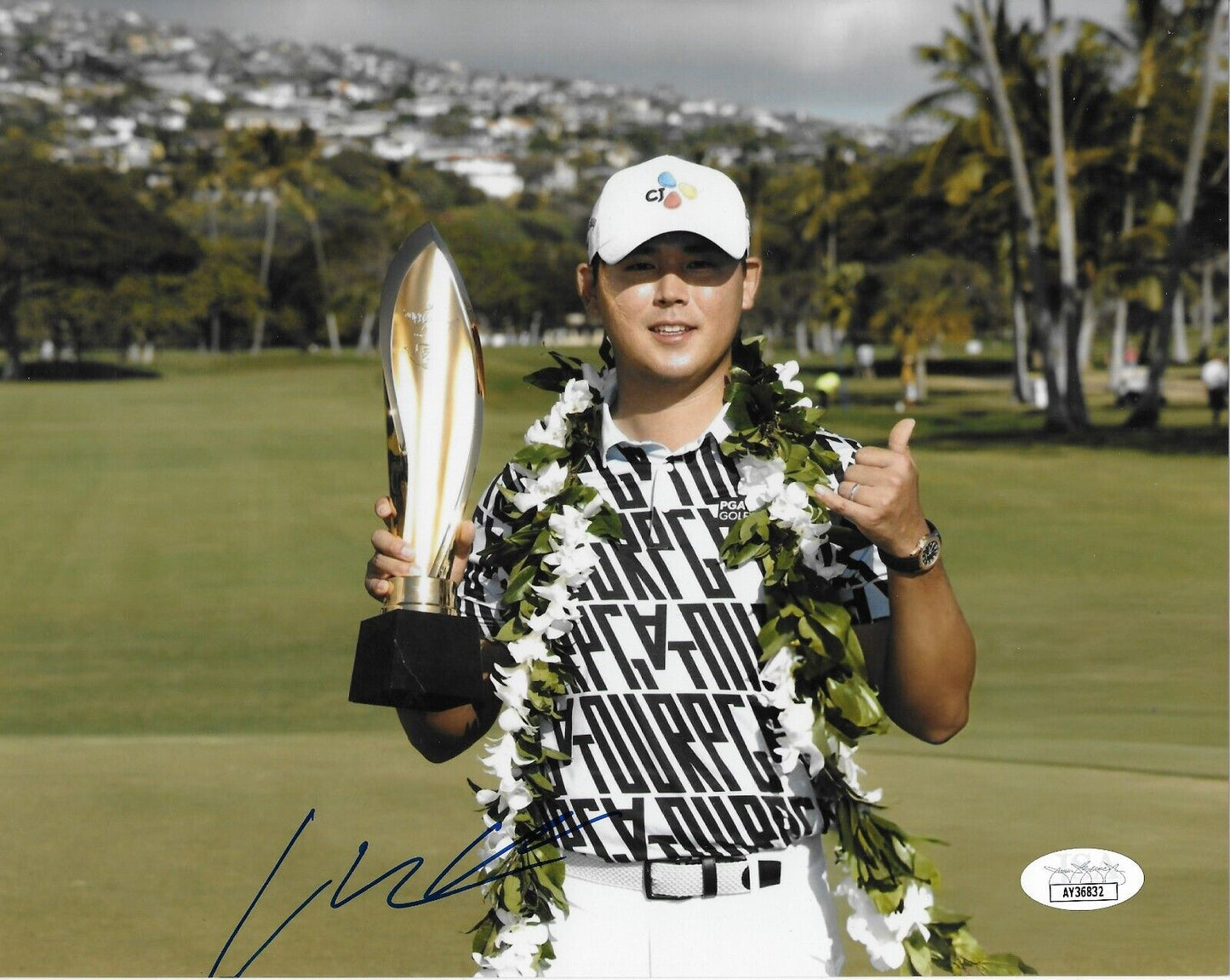 Signed Si Woo Kim PGA Golf Autographed 8x10 Photo #2 with JSA Authentication