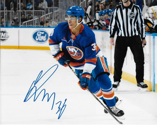Photo autographiée 8x10 signée Isaiah George des Islanders de New York #2