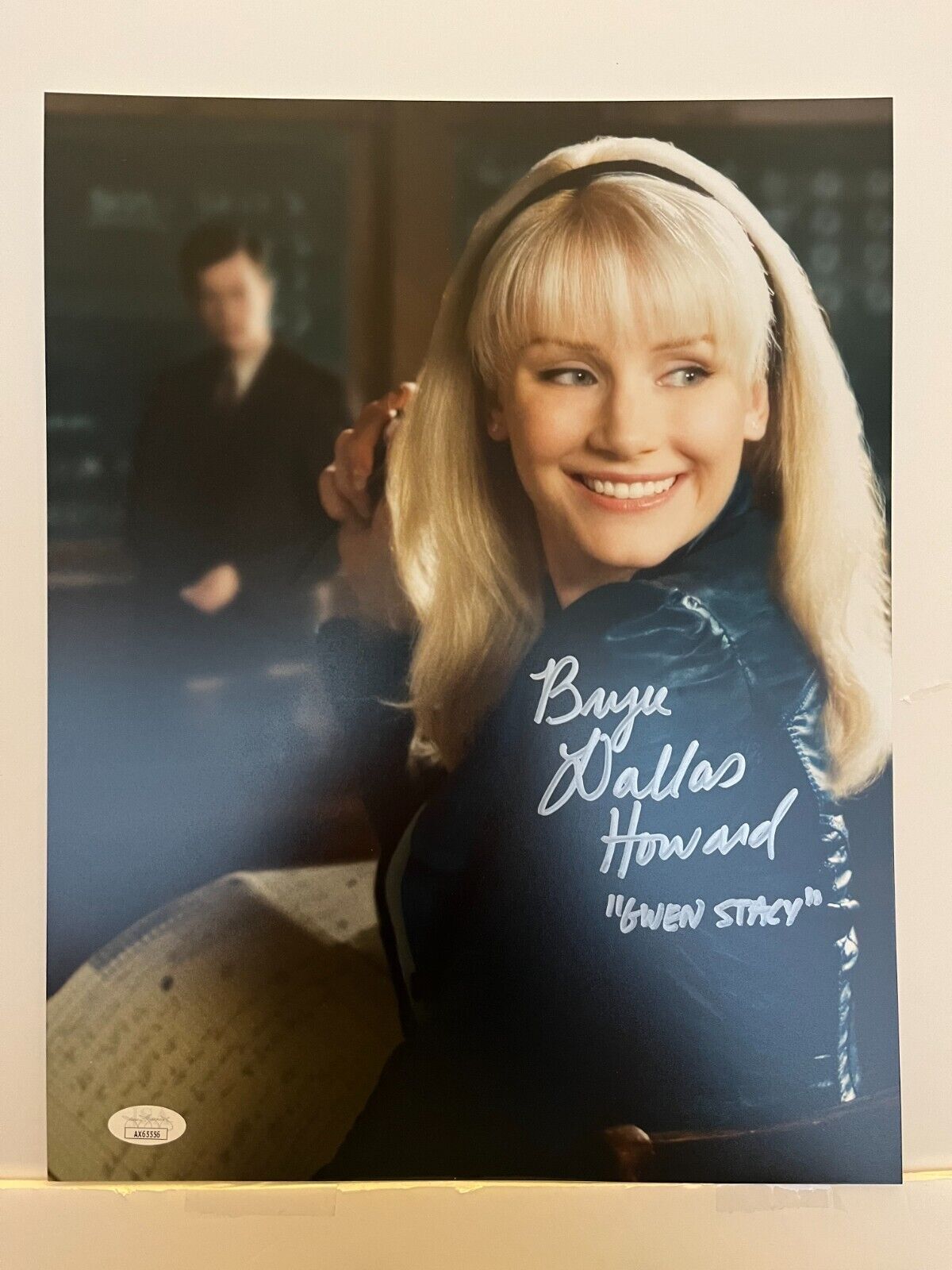 Signed Bryce Dallas Howard Actress Spiderman 11x14 Photo JSA Gwen Stacey