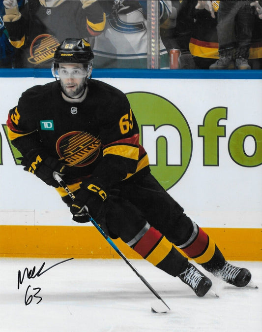 Signed Max Sasson Vancouver Canucks Autographed 8x10 Photo #2 Original
