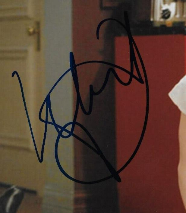 Signed Chris D'Elia Whitney Cummings Undateable 8x10 Photo #2 JSA Authentication