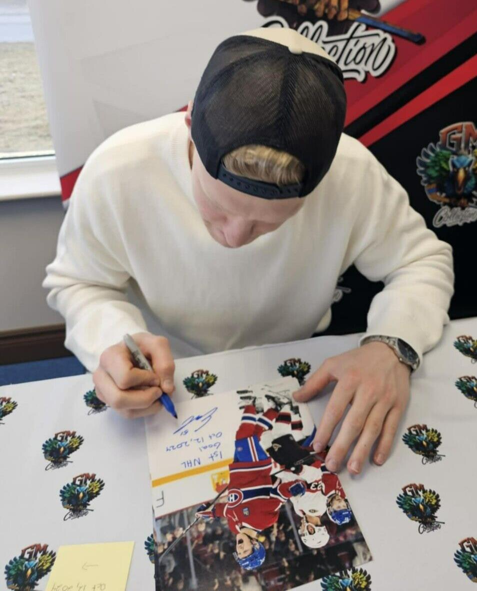 Signed Emil Heineman 23-24 UD Young Guns Montreal Canadiens Private Signing Card