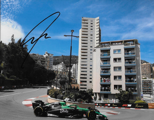 Signed Nico Hulkenberg Formula 1  Kick Sauber Racing 8x10 Photo #14 Original