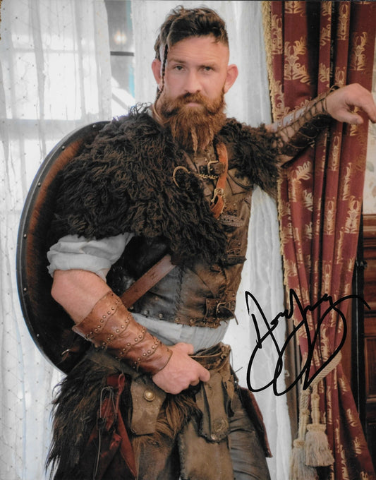 Signed Devan Long Ghosts Autographed 8x10 Photo #2 Original