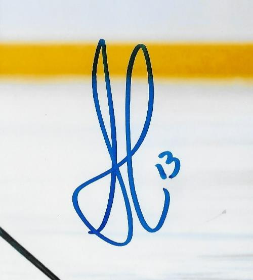Signed Alexandra Labelle PWHL Montreal Victoire 8x10 Photo #1 Original