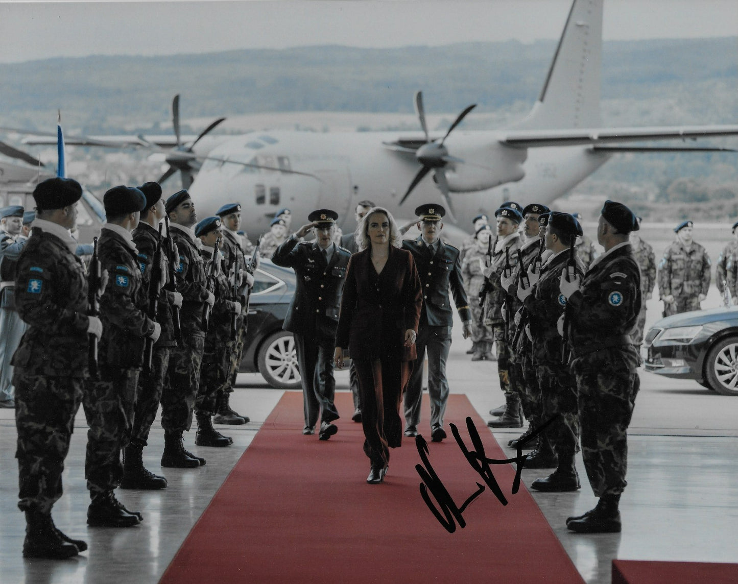 Signed Nina Hoss Jack Ryan Autographed 8x10 Photo #2 Original