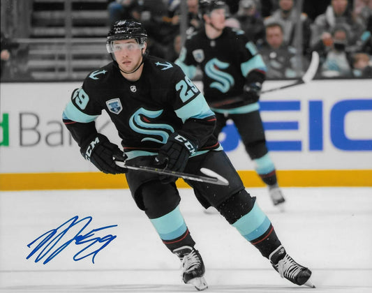 Signed Vince Dunn Seattle Kraken Autographed 8x10 Photo #2 Original