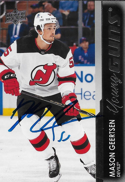 Signed Mason Geertsen Young Guns 2021-2022 UD New Jersey Devils Rookie Card