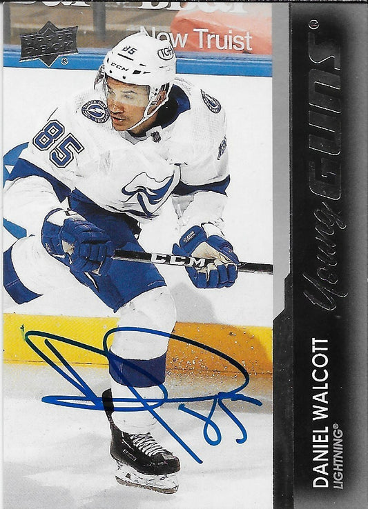 Signed Daniel Walcott 21-22 UD Young Guns Tampa Bay Lightning Rookie Card