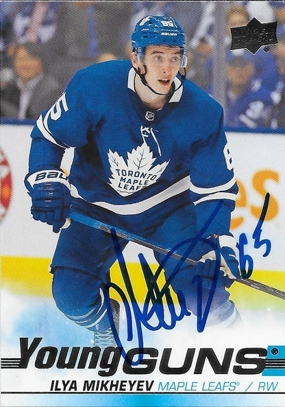 Signed Ilya Mikheyev 2019/20 UD Young Guns Toronto Maple Leafs Rookie Card