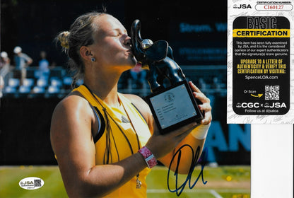 Signed Diana Shnaider Womens Tennis 8x10 Photo #1 with JSA Authentication