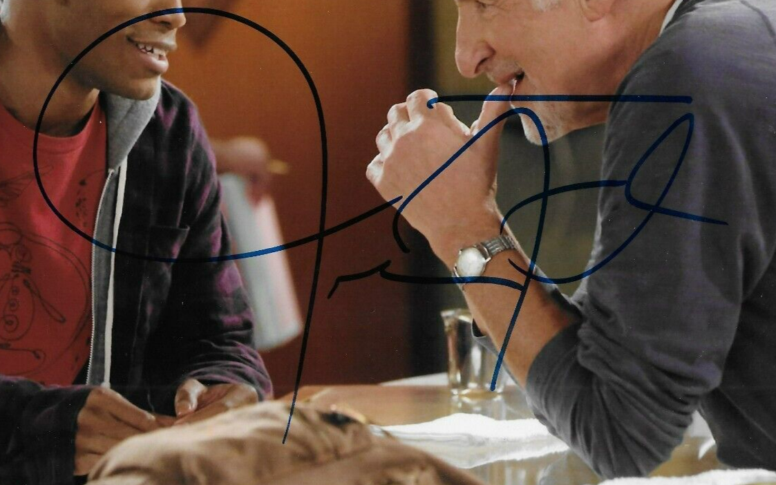 Signed Jermaine Fowler Judd Hirsch Superior Donuts 8x10 Photo #2 w JSA Authentic