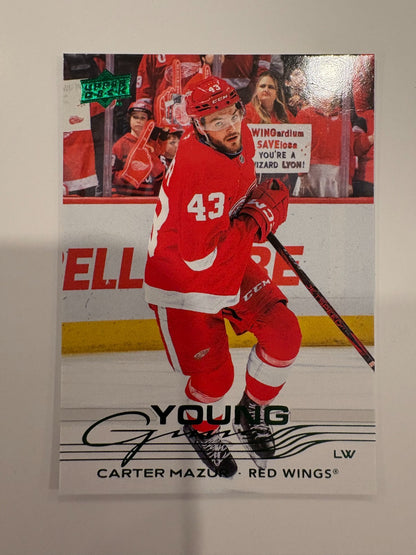 Upper Deck 2025-26 Holiday Young Guns Carter Mazur Detroit Red Wings 204