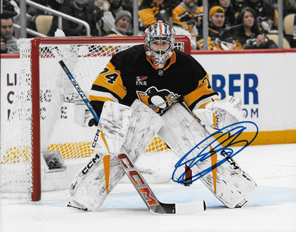 Signed Stuart Skinner Pittsburgh Penguins Autographed 8x10 Photo #1 Original