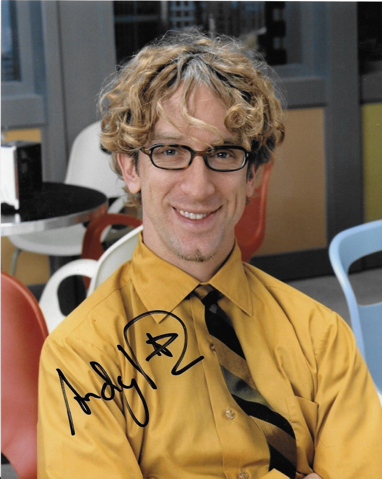 Autographié par Andy Dick, News Radio 8x10