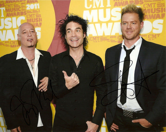 Autographed American Pop Band Train Signed by 2 of 3 Members 8x10 Photo #4