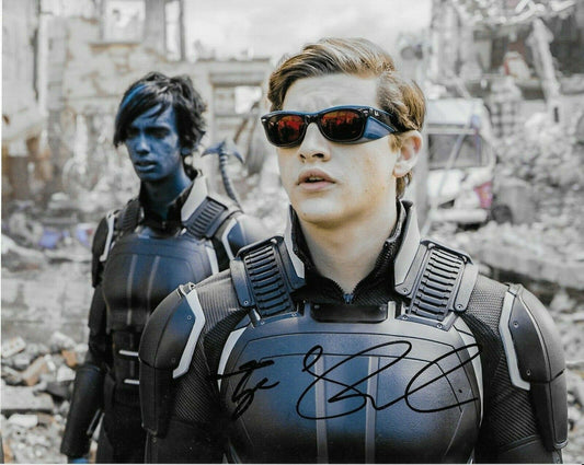 Autographed Actor Tye Sheridan signed 8x10 Photo X-MEN