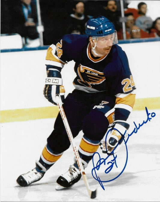Autographed St. Louis Blues Hall of Famer Bernie Federko 8x10 Photo Original