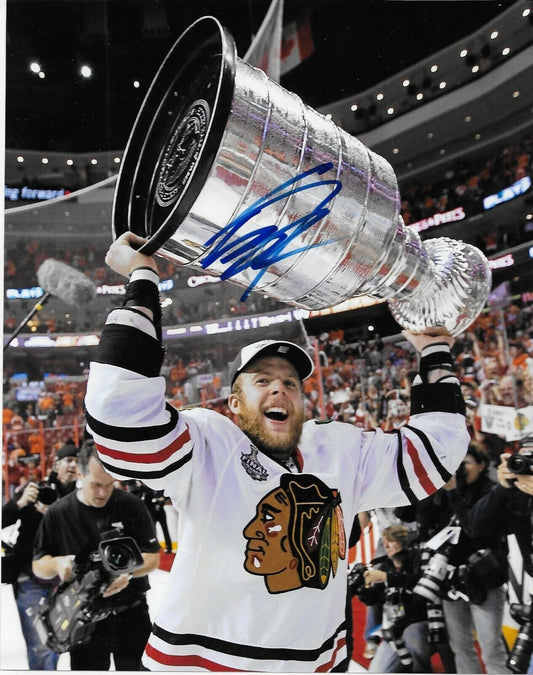 Autographed Chicago Blackhawks Kris Versteeg Stanley Cup 8x10 Photo  Original