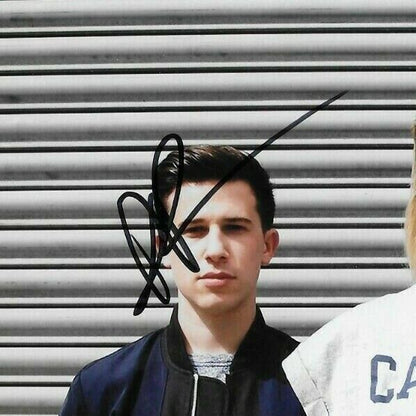 Autographed London Grammar signed 8x10 Photo Hannah Reid