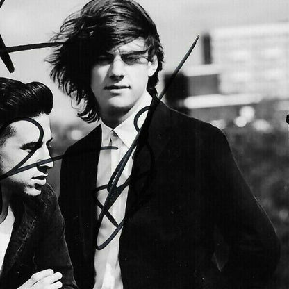 Autographed London Grammar signed 8x10 Photo Hannah Reid full name