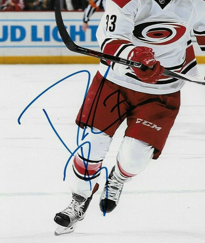 Photo originale autographiée de Derek Ryan des Hurricanes de la Caroline 8x10