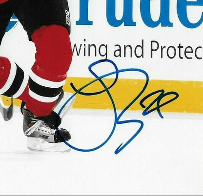 Photo autographiée 8x10 signée Johnny Oduya par les Devils du New Jersey #1