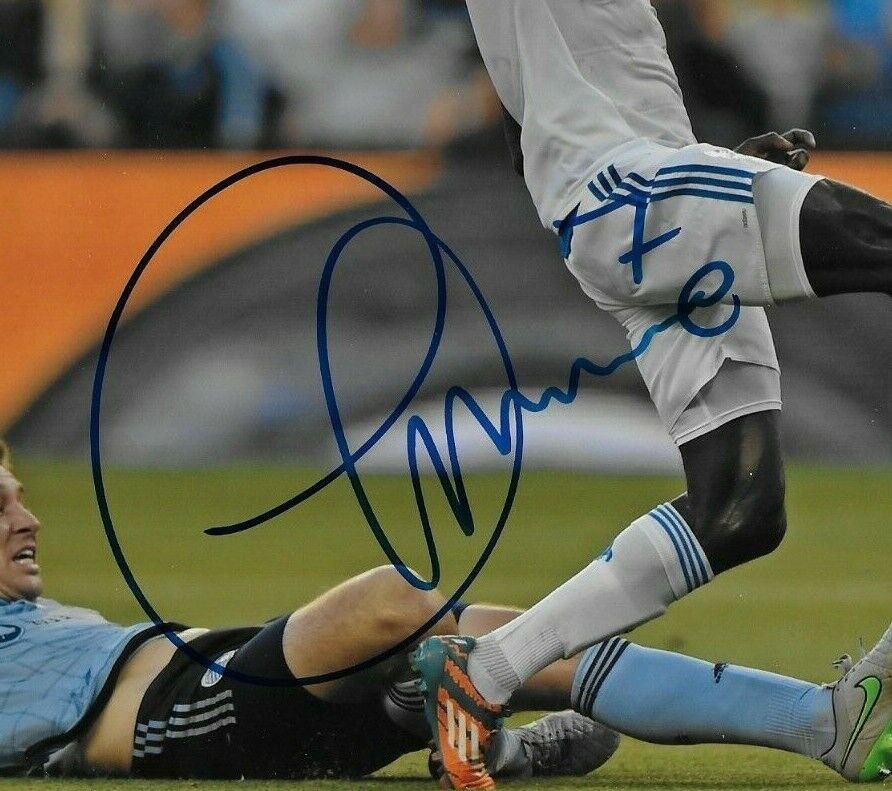 Photo autographiée 8x10 de l'Impact de Montréal par Dominic Oduro