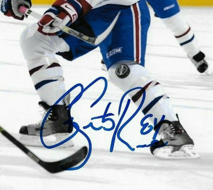 Autographed Montreal Canadiens Guillaume Latendresse 8x10 Photo #2 Original