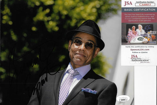 Photo Breaking Bad 8x10 autographiée par Giancarlo Esposito n°2